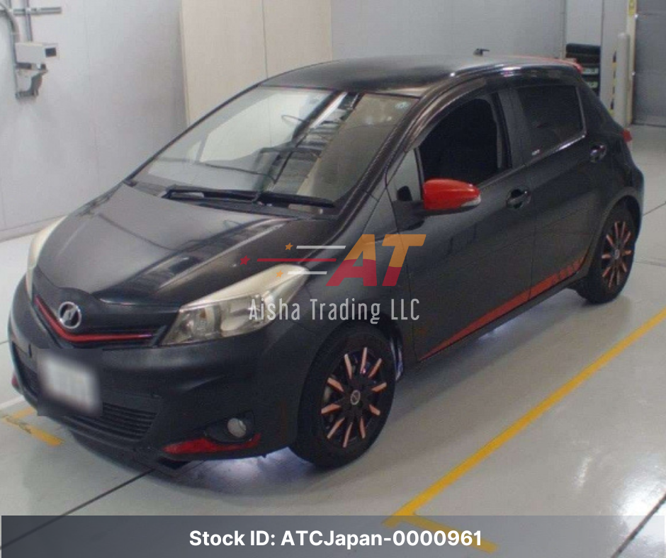 2013 TOYOTA VITZ F